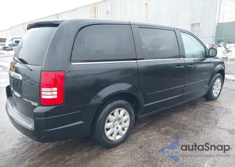 2009 Chrysler Town & Country Lx z USA, uszkodzony, nr VIN 2A8HR44E49R594318